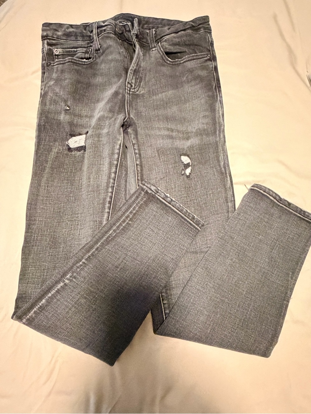Aeropostale Men's Skinny Jeans in Gray with Distressed Details
